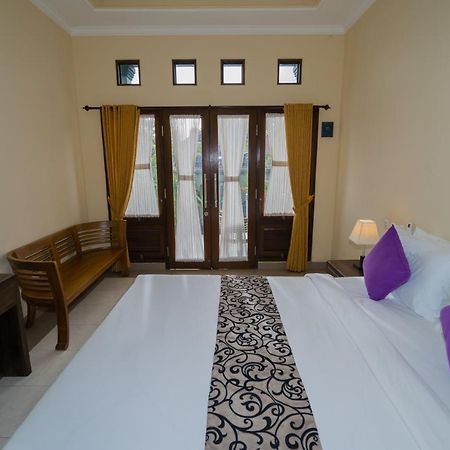 Mae Mae Beach House Batununggul Kültér fotó