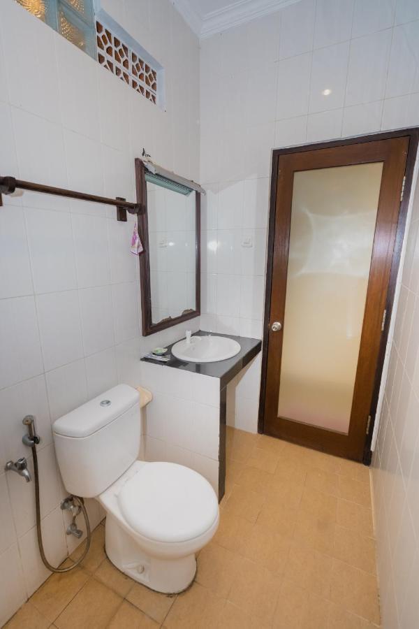 Mae Mae Beach House Batununggul Kültér fotó