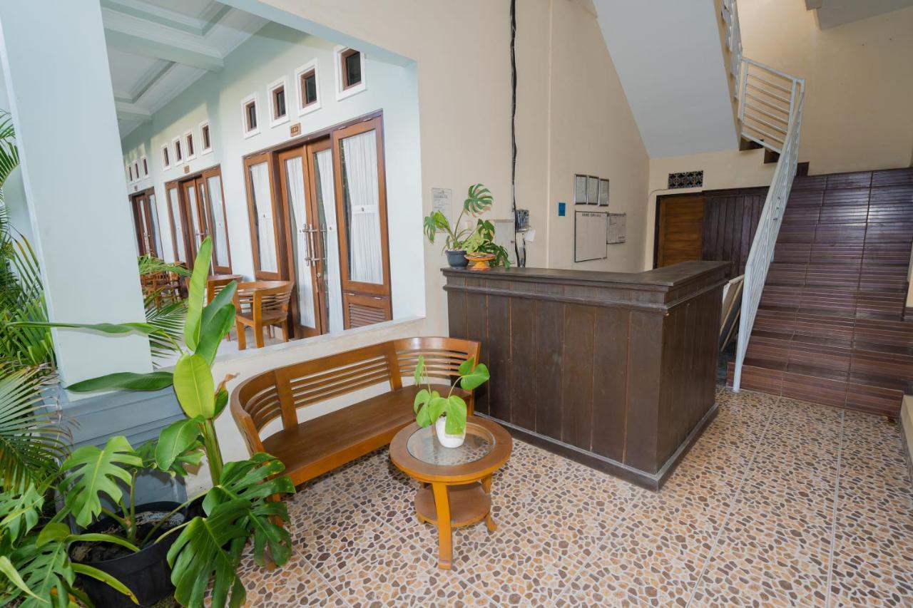 Mae Mae Beach House Batununggul Kültér fotó